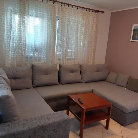 Apartmani Tomljenovic Senj  Exterior photo