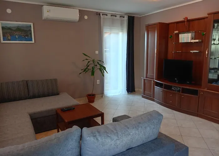 Apartmani Tomljenovic