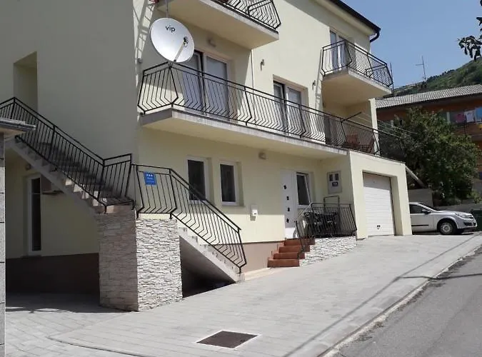 Apartmani Tomljenovic